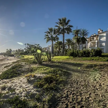 Hb - Comfortable Beachfront Holiday Apartment Apartment Estepona